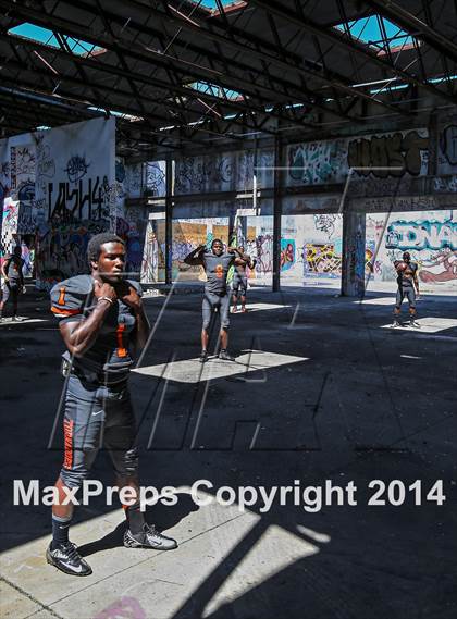 Thumbnail 2 in Booker T. Washington (2014 Preseason Top 25 Photo Shoot)  photogallery.