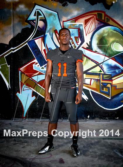 Thumbnail 2 in Booker T. Washington (2014 Preseason Top 25 Photo Shoot)  photogallery.