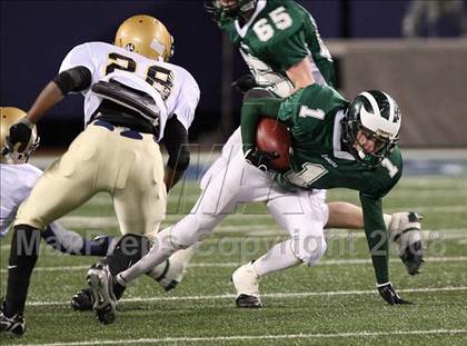 Thumbnail 3 in Hackensack vs. Livingston (NJSIAA North I Group IV Final) photogallery.