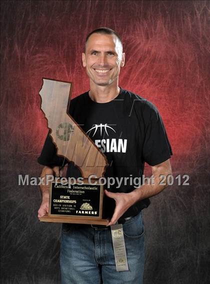 Thumbnail 2 in Salesian (CIF State D4 Award Photos) photogallery.