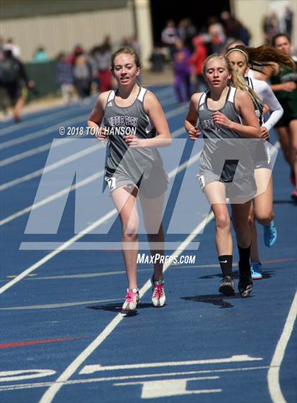 Thumbnail 3 in Bulldog Invitational photogallery.