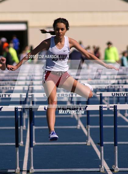 Thumbnail 1 in Bulldog Invitational photogallery.