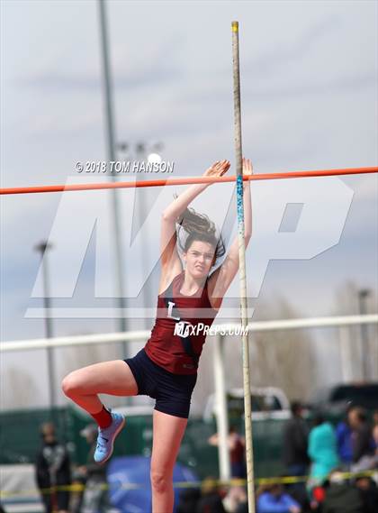 Thumbnail 3 in Bulldog Invitational photogallery.