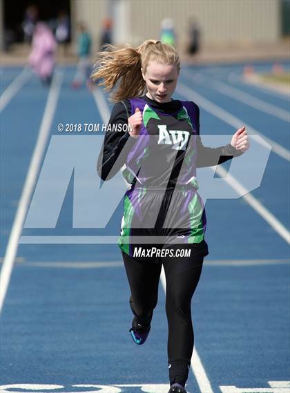 Thumbnail 2 in Bulldog Invitational photogallery.