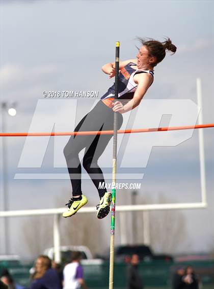 Thumbnail 3 in Bulldog Invitational photogallery.