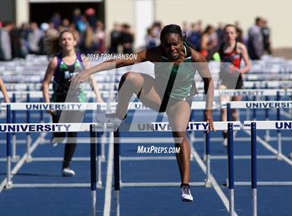 Thumbnail 1 in Bulldog Invitational photogallery.