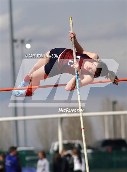 Thumbnail 3 in Bulldog Invitational photogallery.