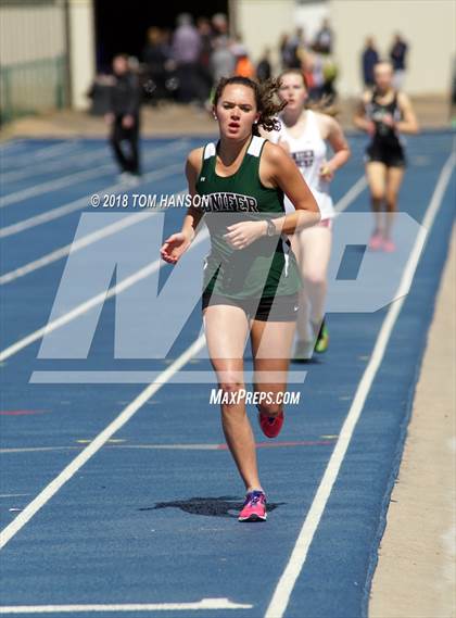 Thumbnail 2 in Bulldog Invitational photogallery.
