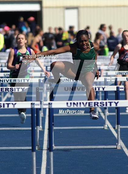 Thumbnail 3 in Bulldog Invitational photogallery.