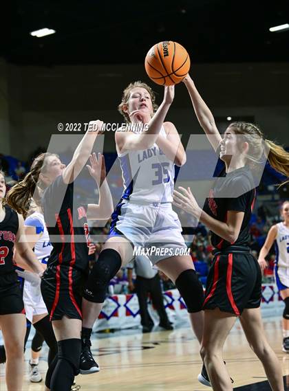 Thumbnail 2 in  Mammoth Spring vs. Norfork (AAA 1A State Final) photogallery.