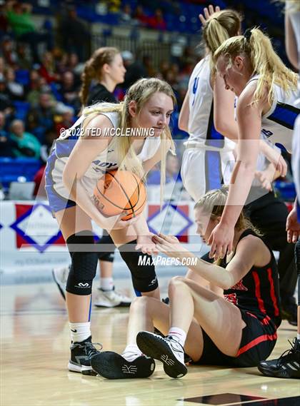 Thumbnail 3 in  Mammoth Spring vs. Norfork (AAA 1A State Final) photogallery.