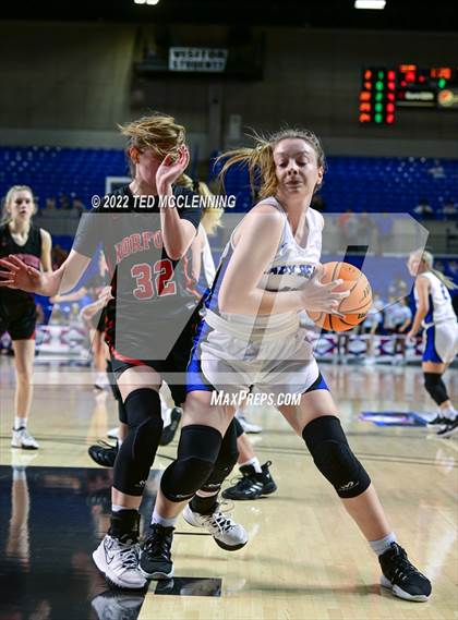 Thumbnail 2 in  Mammoth Spring vs. Norfork (AAA 1A State Final) photogallery.