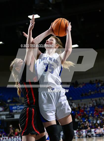 Thumbnail 2 in  Mammoth Spring vs. Norfork (AAA 1A State Final) photogallery.