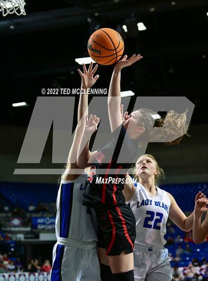 Thumbnail 2 in  Mammoth Spring vs. Norfork (AAA 1A State Final) photogallery.