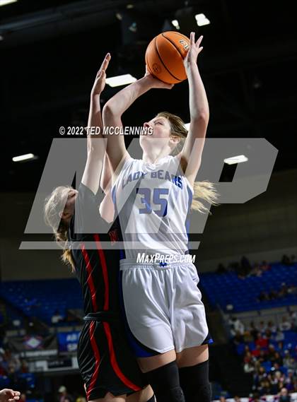 Thumbnail 3 in  Mammoth Spring vs. Norfork (AAA 1A State Final) photogallery.