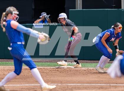 Thumbnail 3 in Midway vs. Pearland photogallery.