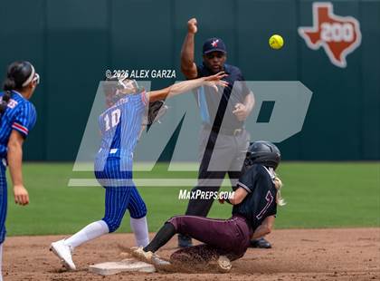 Thumbnail 2 in Midway vs. Pearland photogallery.