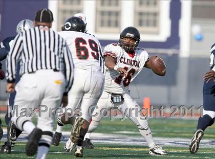 Thumbnail 2 in Lincoln vs. Clinton (PSAL Championship Division Quarterfinal) photogallery.