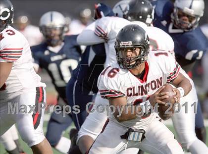 Thumbnail 3 in Lincoln vs. Clinton (PSAL Championship Division Quarterfinal) photogallery.