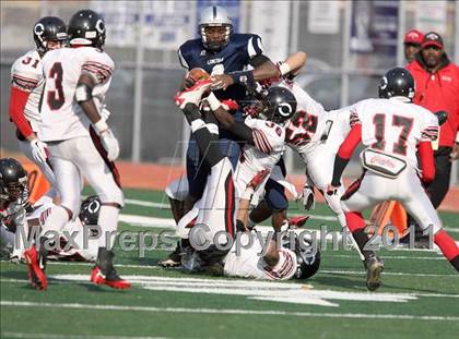 Thumbnail 3 in Lincoln vs. Clinton (PSAL Championship Division Quarterfinal) photogallery.
