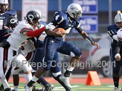 Thumbnail 3 in Lincoln vs. Clinton (PSAL Championship Division Quarterfinal) photogallery.