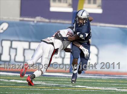 Thumbnail 3 in Lincoln vs. Clinton (PSAL Championship Division Quarterfinal) photogallery.