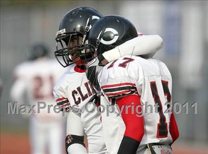 Thumbnail 2 in Lincoln vs. Clinton (PSAL Championship Division Quarterfinal) photogallery.