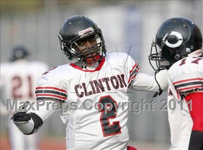 Thumbnail 3 in Lincoln vs. Clinton (PSAL Championship Division Quarterfinal) photogallery.