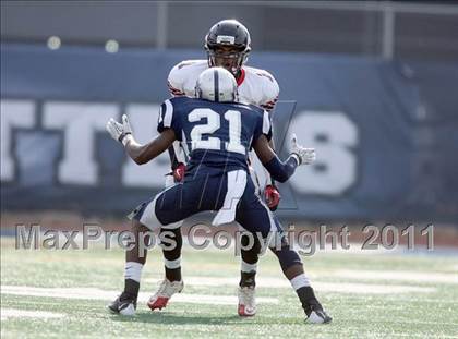 Thumbnail 2 in Lincoln vs. Clinton (PSAL Championship Division Quarterfinal) photogallery.