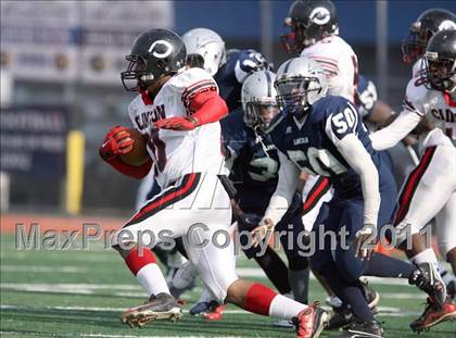 Thumbnail 2 in Lincoln vs. Clinton (PSAL Championship Division Quarterfinal) photogallery.