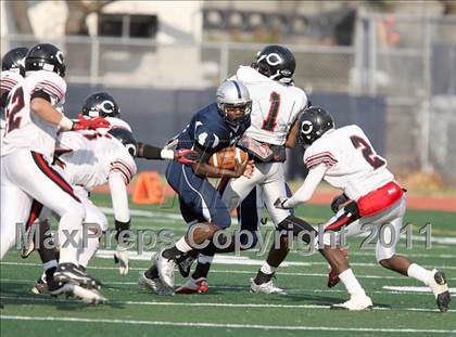 Thumbnail 1 in Lincoln vs. Clinton (PSAL Championship Division Quarterfinal) photogallery.