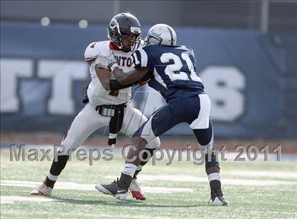 Thumbnail 3 in Lincoln vs. Clinton (PSAL Championship Division Quarterfinal) photogallery.