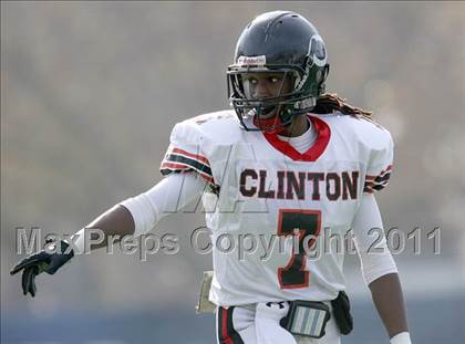 Thumbnail 2 in Lincoln vs. Clinton (PSAL Championship Division Quarterfinal) photogallery.