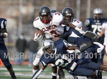 Thumbnail 3 in Lincoln vs. Clinton (PSAL Championship Division Quarterfinal) photogallery.