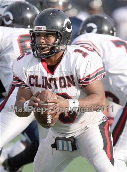 Thumbnail 2 in Lincoln vs. Clinton (PSAL Championship Division Quarterfinal) photogallery.