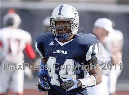 Thumbnail 1 in Lincoln vs. Clinton (PSAL Championship Division Quarterfinal) photogallery.