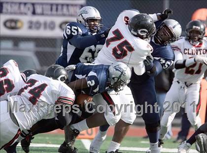 Thumbnail 3 in Lincoln vs. Clinton (PSAL Championship Division Quarterfinal) photogallery.