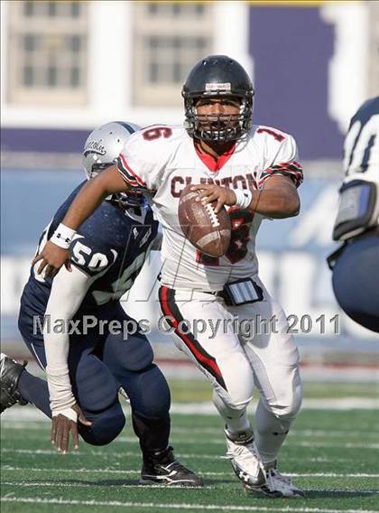 Thumbnail 3 in Lincoln vs. Clinton (PSAL Championship Division Quarterfinal) photogallery.