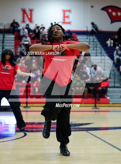 Thumbnail 3 in Gainesville @ Patriot (VHSL Class 6 Regional Semi-Final) photogallery.