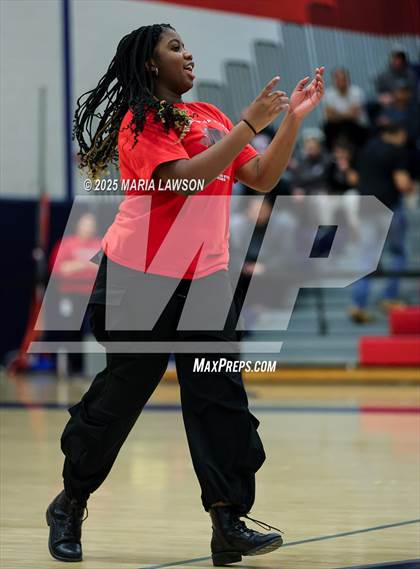 Thumbnail 1 in Gainesville @ Patriot (VHSL Class 6 Regional Semi-Final) photogallery.
