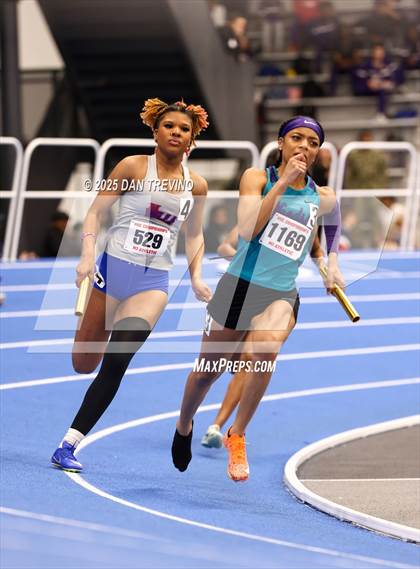 Thumbnail 2 in VHSL Indoor Track State Championships (4x200 - Class 5 & 6) photogallery.