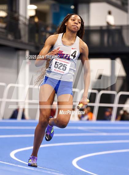 Thumbnail 3 in VHSL Indoor Track State Championships (4x200 - Class 5 & 6) photogallery.