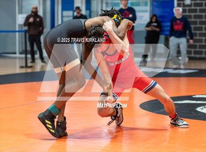 Thumbnail 2 in Scott Rohrer Invitational / Hoover Invitational photogallery.