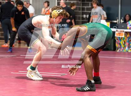 Thumbnail 1 in Scott Rohrer Invitational / Hoover Invitational photogallery.