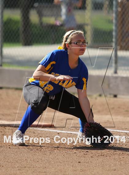 Thumbnail 1 in Del Campo vs. Colfax (Stephanie LeDoux Tournament) photogallery.