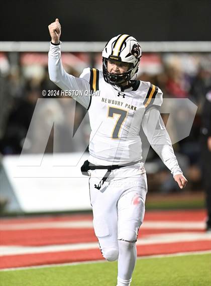 Thumbnail 3 in Newbury Park @ Murrieta Valley (CIF-SS D2 Final) photogallery.