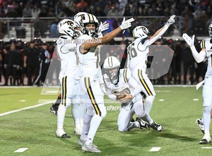 Thumbnail 3 in Newbury Park @ Murrieta Valley (CIF-SS D2 Final) photogallery.