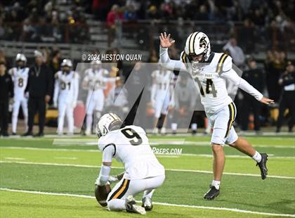 Thumbnail 3 in Newbury Park @ Murrieta Valley (CIF-SS D2 Final) photogallery.