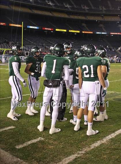 Thumbnail 2 in Poway vs. Vista (CIF SS D1 Final) photogallery.