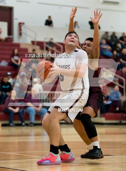 Thumbnail 2 in Uvalde @ Floresville photogallery.